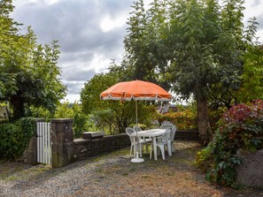 Balcony - Cozy Holiday Home in Auzers With Fenced Garden (Auzers)