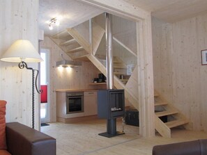 Dining - Comfortable Chalet in Klippitztorl Austria Near Ski Area (Bad Sankt Leonhard im Lavanttal)