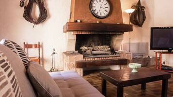 House | Living room