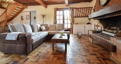 Holiday Home in Felines-minervois With Pool