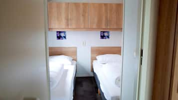 Chalet | 8 bedrooms, individually furnished, bed sheets