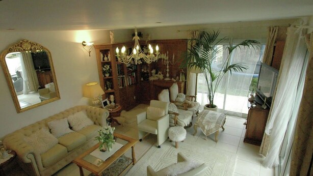 Unclassified image, 1 of 18, button - Holiday House With Swimming Pool Near the Beautiful City of Aix-en-provence (Gemenos)