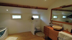 Unclassified image, 5 of 18, button - Holiday House With Swimming Pool Near the Beautiful City of Aix-en-provence (Gemenos)