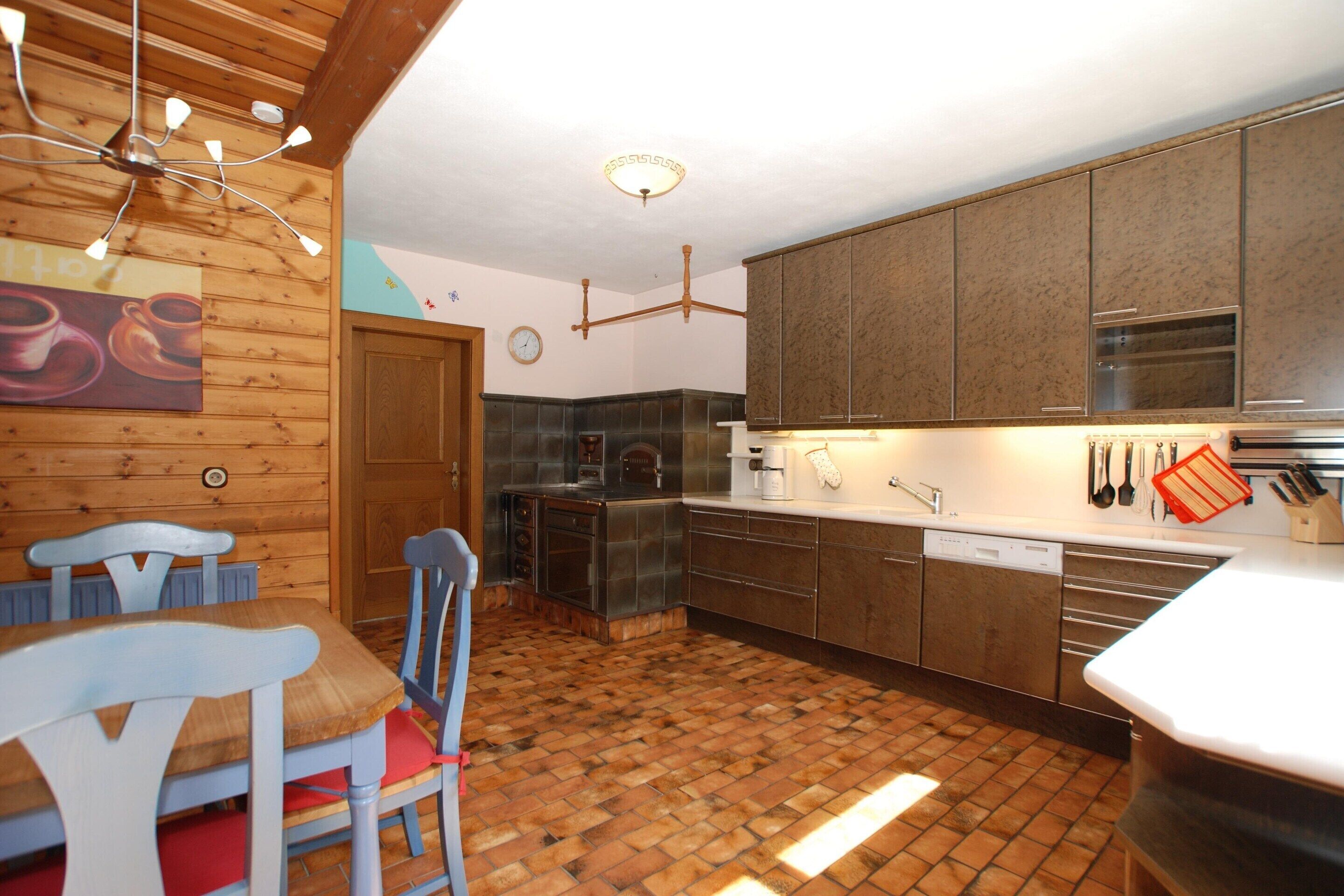 Apartment | Eigene Küche | Hochstuhl