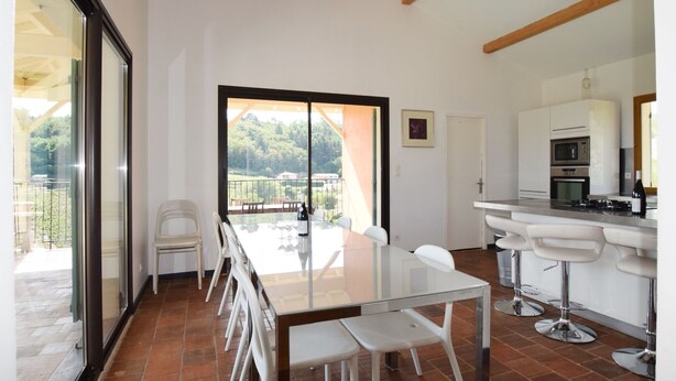 Villa | Private kitchen | Microwave, oven, dishwasher - Villa With Private Swimming Pool, Heart of Beaujolais and With View on Vineyard (Chiroubles)