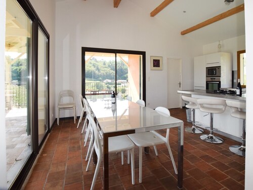 Villa With Private Swimming Pool, Heart of Beaujolais and With View on Vineyard