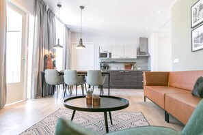 Living room - Bungalow in Netherlands With Garden Terrace ('s-Gravenzande)