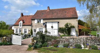 Charming Holiday Home in Saint-franchy Near Forest