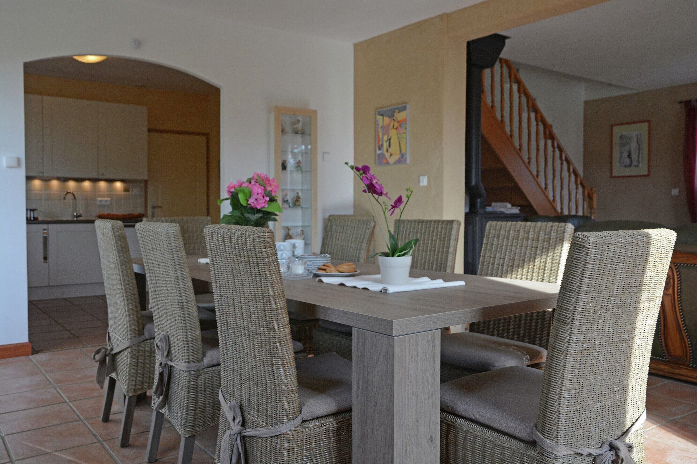 Villa | Dining