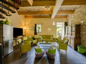 Apartment | Living room - Located Near Maastricht Towards the Belgium Border (Eijsden)