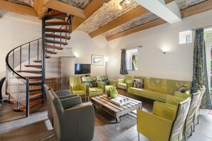 Apartment | Living room - Located Near Maastricht Towards the Belgium Border (Eijsden)