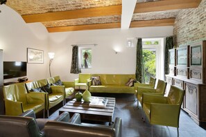 Apartment | Living room - Located Near Maastricht Towards the Belgium Border (Eijsden)