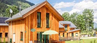 Lavish Chalet in Sankt Georgen With Jacuzzi