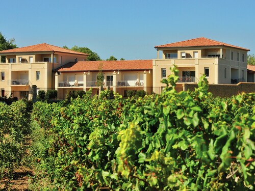 Dignified Apartment With Dishwasher and Near Canal du Midi