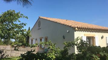 Villa | Exterior