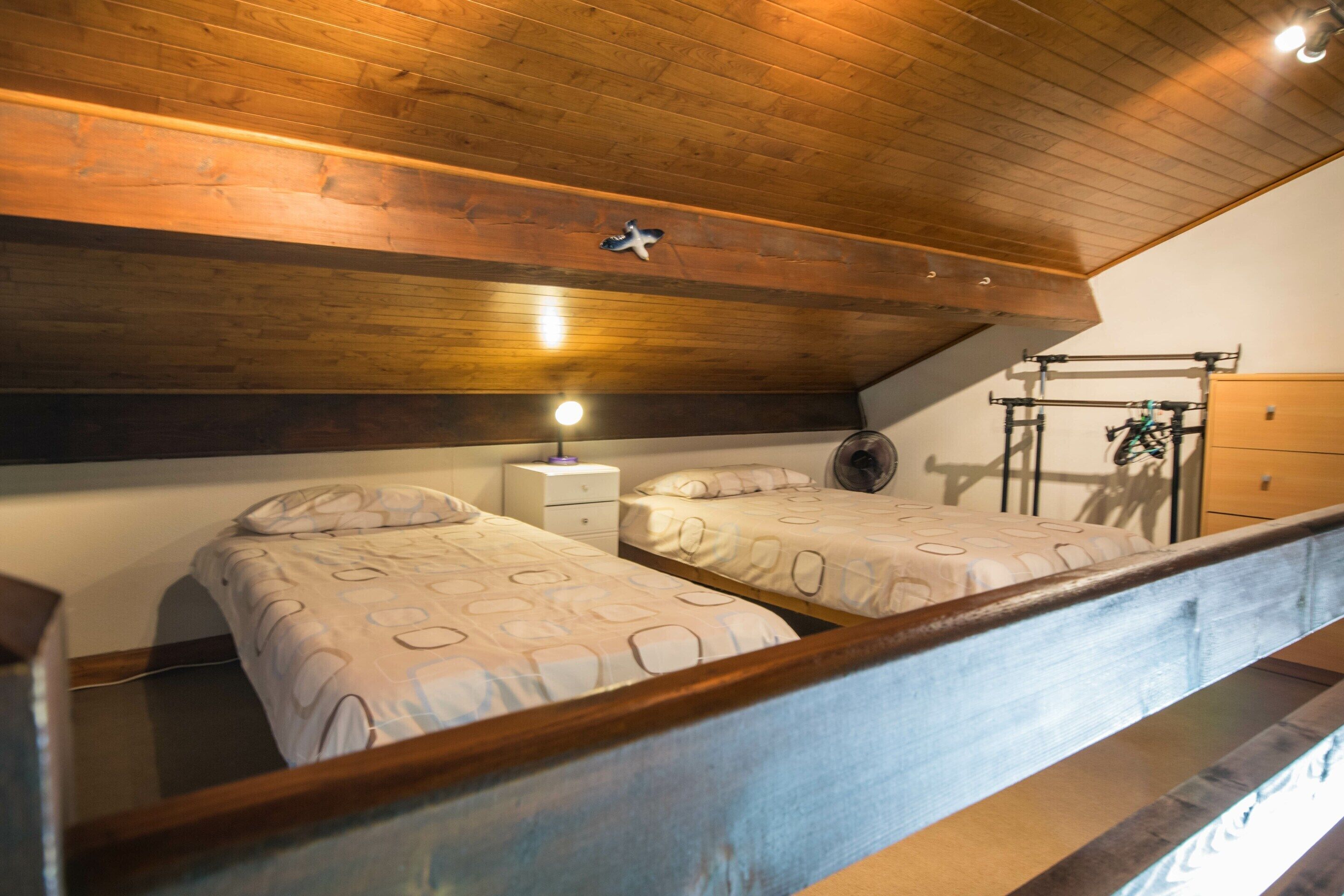 House | 2 bedrooms, individually furnished, iron/ironing board, bed sheets