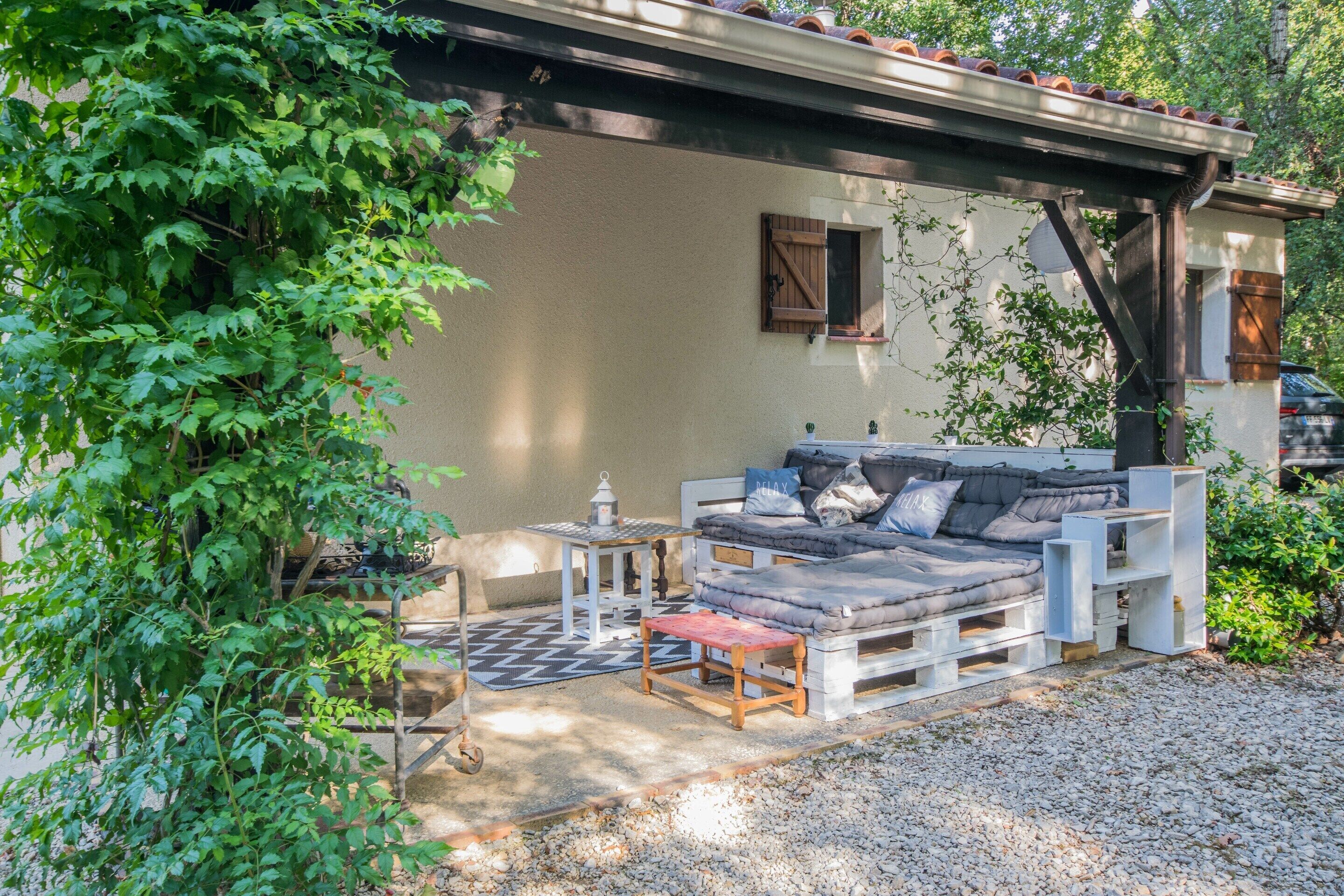 House | Balcony