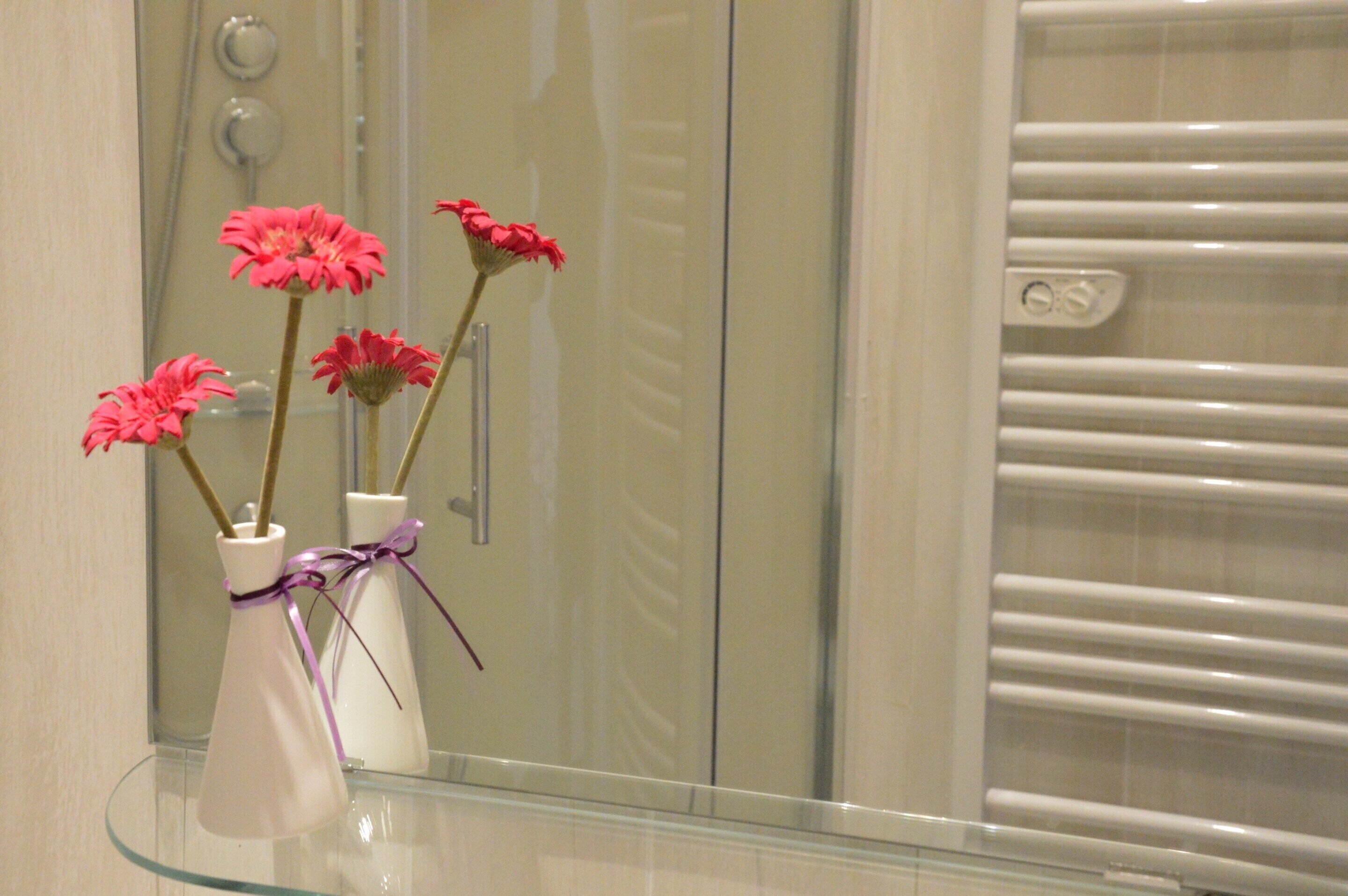 Apartment | Bilik Mandi