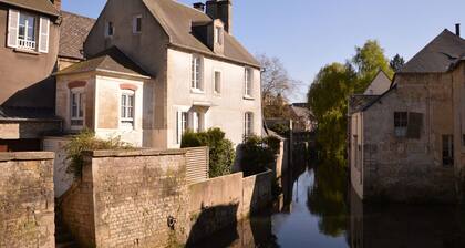 Modern Bayeux Hideaway