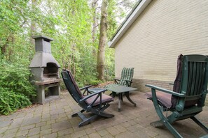 Garden - Elite Holiday Home in North Holland near Forest (Schoorl)