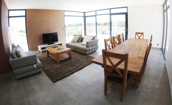 Villa | Dining - Spacious Villa With Swimming Pool in Vagnas (Vagnas)