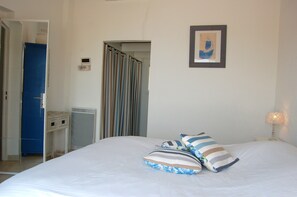 Ferienhaus | 3 Schlafzimmer, individuell eingerichtet, Bettwäsche