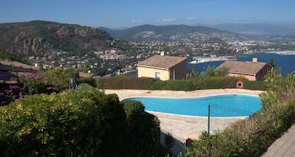 Rural Villa With Shared Pool and Tennis Court