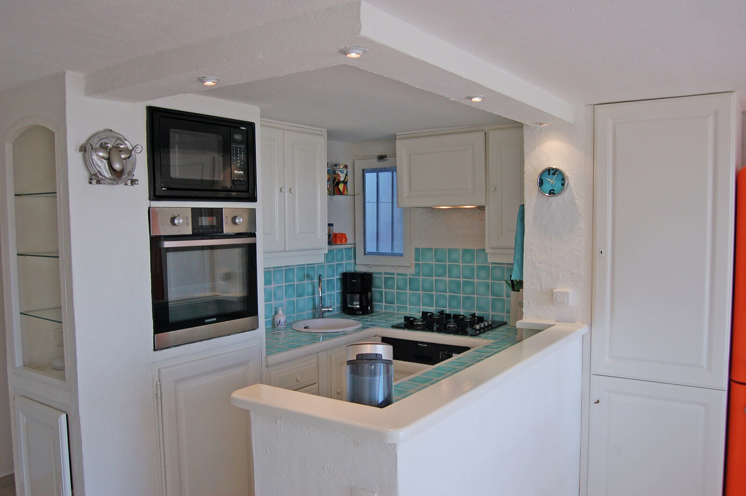 House | Dapur peribadi | Kerusi tinggi 