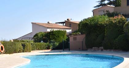 Rural Villa With Shared Pool and Tennis Court