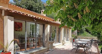 Beautiful Villa in Aups France With Private Swimming Pool