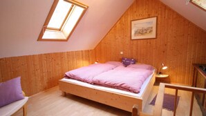 House - Cozy Holiday Home in Leibenfels With Barbecue (Liebenfels)
