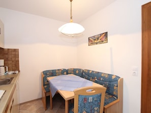 Dining - Apartment in Hopfgarten Near Ski Area With Garden & Parking (Hopfgarten im Brixental)