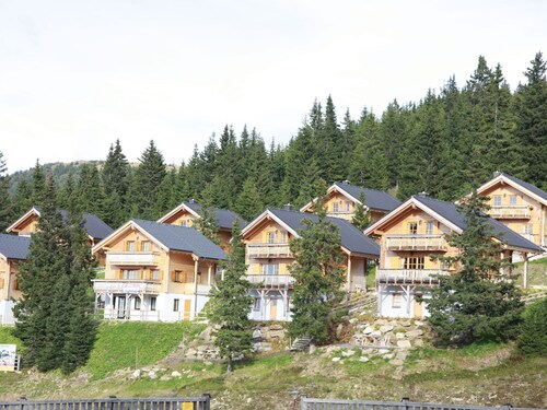 Heritage Chalet in Sankt Stefan near Ski Area