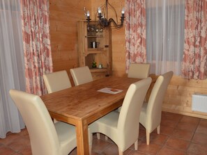 Dining - Heritage Chalet in Sankt Stefan near Ski Area (Wolfsberg)