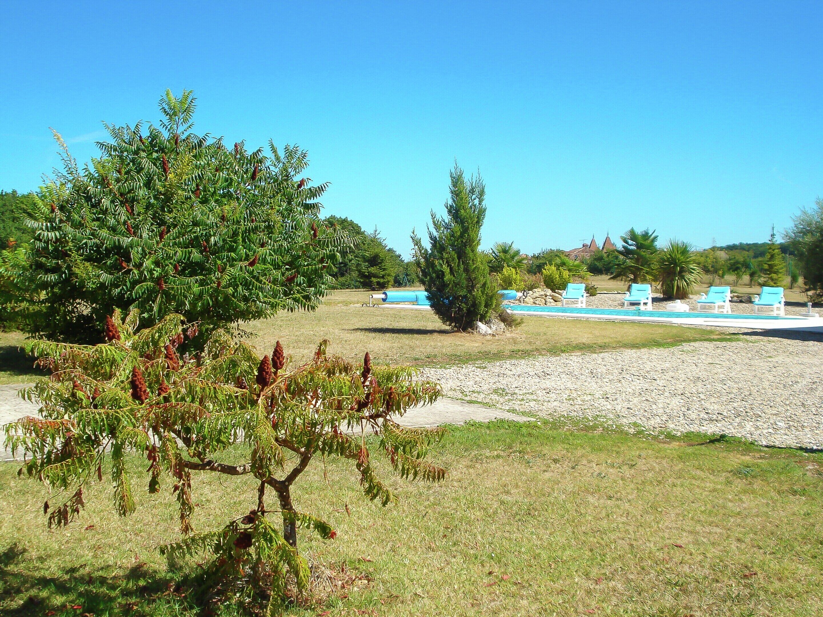 Villa | Garden