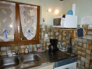 Chalet | Private kitchen | Microwave, oven, dishwasher - Chalet in the Vosges, Slopes and Hiking Paths (Ventron)