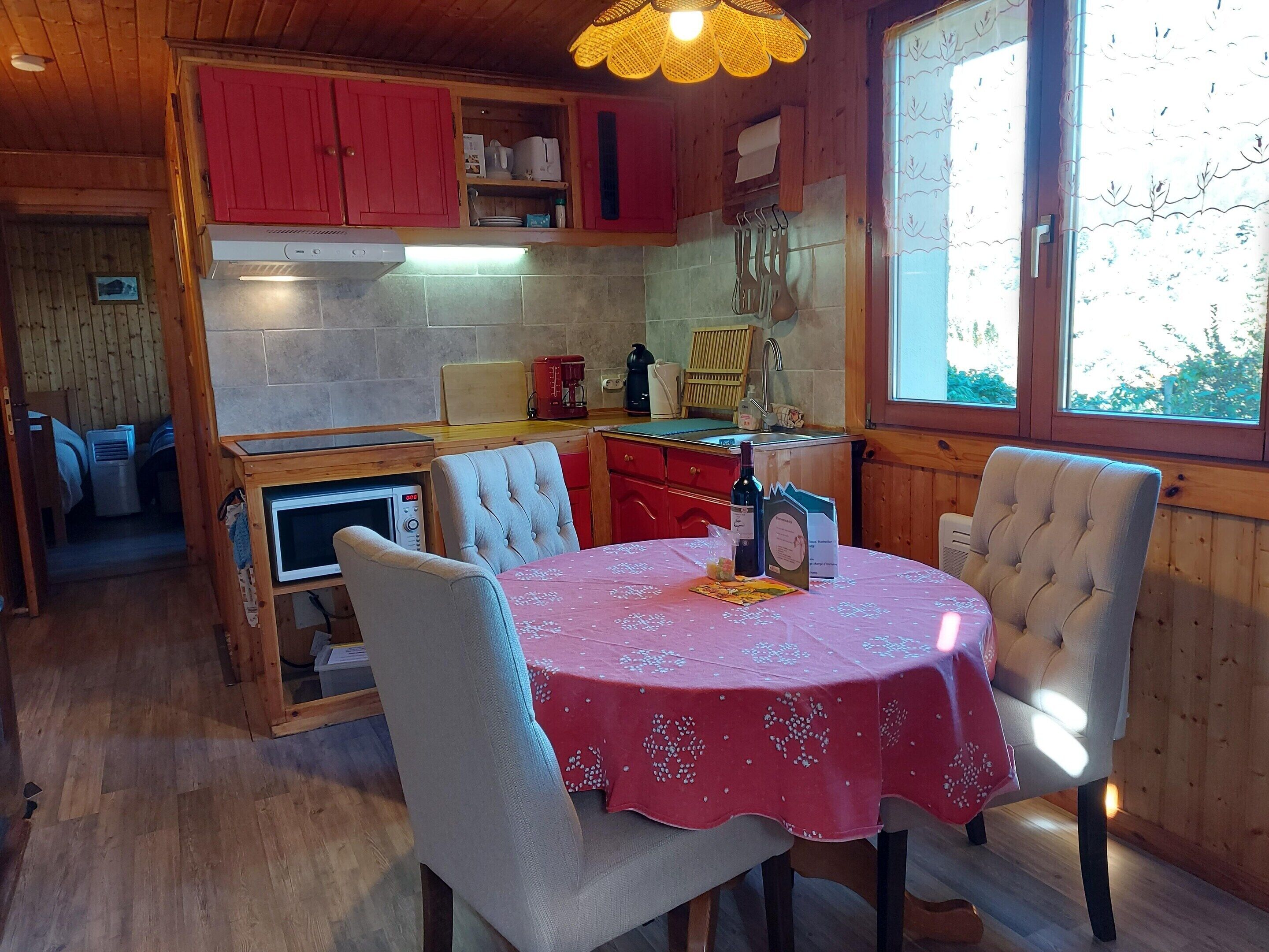 Chalet | Dining
