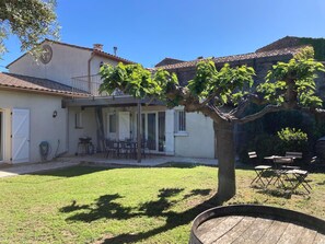 Exterior - Montbrun Vineyard Escape (Montbrun-des-Corbières)