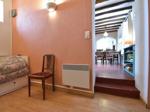Reception - Simplistic Holiday Home in Rémilly With a Terrace (Remilly)