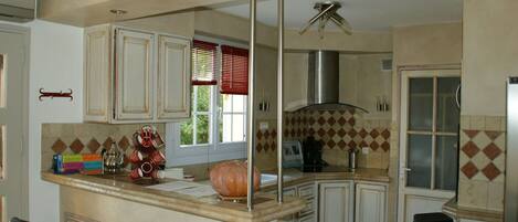 Villa | Eigene Küche