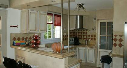 Villa in Reillanne With Private Pool