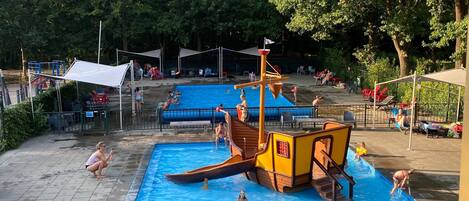 Alpehytte | Pool | Udendørs pool