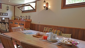 Dining - Charming Boat in Villedubert With Terrace (Villedubert)