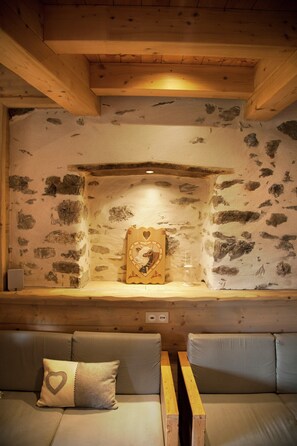 Interior detail - Mansion in Albertville Near Ski Slopes (Mercury)