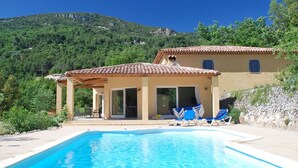 Villa | Exterior - Tranquil Villa in Bargemon With Private Pool (Bargemon)