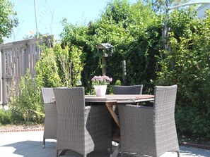 Balcony - Home in Egmond aan den Hoef With Private Terrace and Garden (Egmond aan den Hoef)