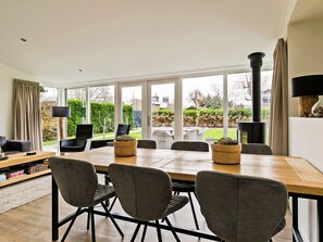 Dining - Villa Near Veerse Meer With Garden Views (Kamperland)