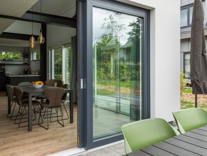 House | Dining - Attractive Holiday Home With Sauna (De Koog)