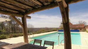 Exterior - Exquisite Holiday Home in Issac With Swimming Pool (Issac)