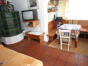 Dining - Apartment in Wernberg in Carinthia With Pool (Wernberg)